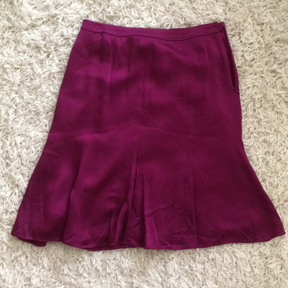 Ann Taylor 2P magenta skirt NWOT